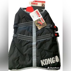 KONG Rip-Stop Blanket Jacket 

-  Size M (17-20in)